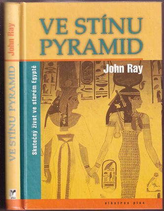 Ve stínu pyramid