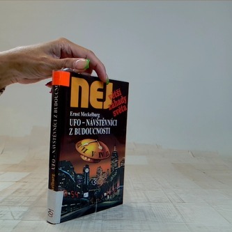 UFO - návštěvníci z budoucnosti