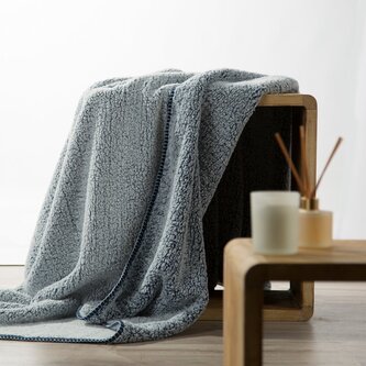 Přehoz na křeslo - sedačku SHEEP modrá 70x160 cm Mybesthome