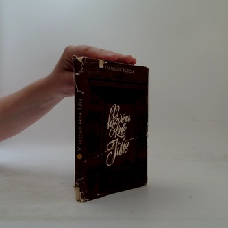 V každém okně Julie