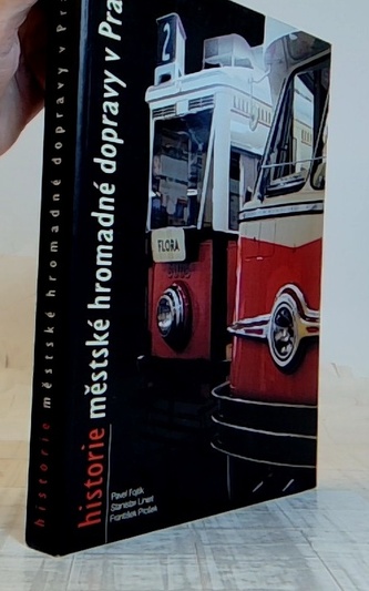 historie městské hromadné dopravy v Praze