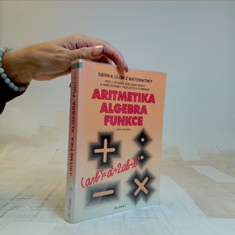 aritmetika algebra funkce