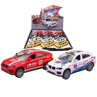 Kovové závodní auto