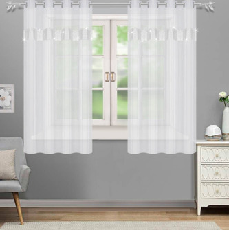 Dekorační krátká záclona se zirkony s kroužky DARIA 160 bílá 145x160 (cena za 1 kus) MyBestHome