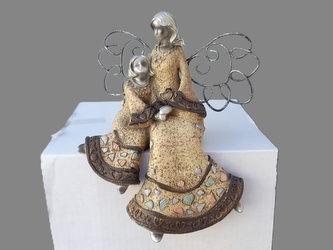 Anděl s děckem kovová křídla