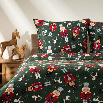 Vánoční mikrovláknové povlečení | AITONA | zelené s vánočním motivem | 220x200 + 2*70x80 cm | 712982