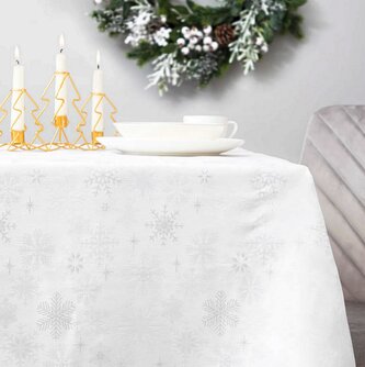 Vánoční ubrus na stůl | SILVER SNOW | v bílých sněhových vločkách | 130x180 cm | 937976