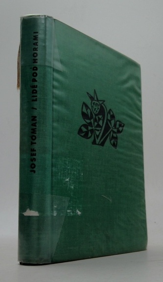 Lidé pod horami
