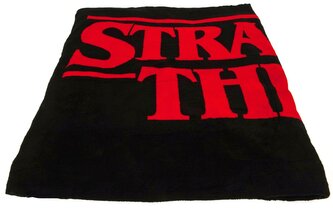 Fleece deka Stranger Things: Logo (130 x 170 cm)