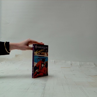 Hrdinou v přestrojení