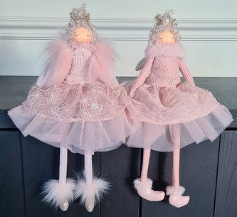 Pár princezen s korunkou