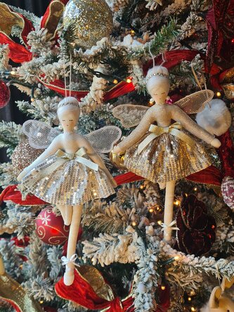 Pár plyšových andílků na pověšení