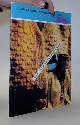 365 dni v ručně pletenem