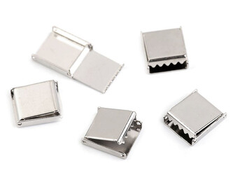 Kovová koncovka na plochou šňůru šíře 10 mm - 50 ks - 1 platina