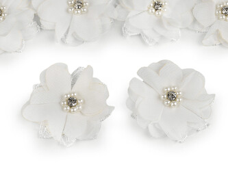 Květ s korálky Ø5 cm - 10 ks - 8 smetanová