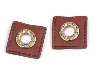 Průchodka s broušenými kamínky s koženkovým čtverečkem k našití, průvlek 8 mm - 20 ks - 1 hnědá