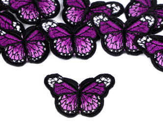 Nažehlovačka motýl malá - 10 ks - 7 švestková