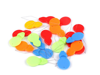 Navlékač nití - 50 ks - mix