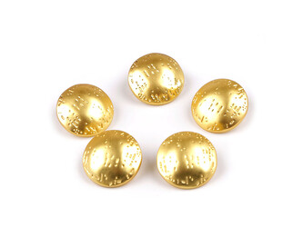Kovový knoflík jemně tepaný velikost 24"; 30"; 38" - 20 ks - 5 (30") žluté zlato