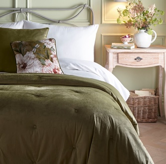 Přehoz přes postel Austell Olive 220x150