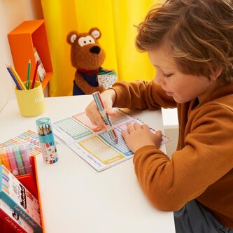 Gumka do ścierania kształt kredki Jumbo ABC Champions 1 z 4 wzorów, Trendhaus