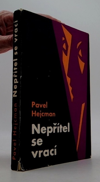 Nepřítel se vrací