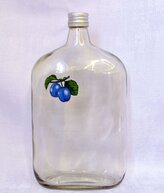 láhev 1,0l ŠVESTKA (placatka)+kov.uzávěr