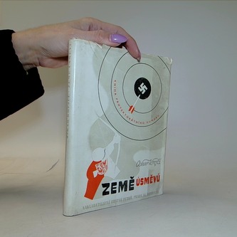 Země úsměvů - kniha protektorátního humoru