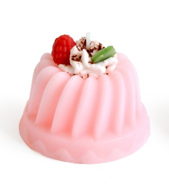 Świeca PYCHOTKA 6x4,5cm parafinowa różowa