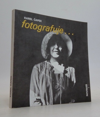 Karel Čapek fotografuje...