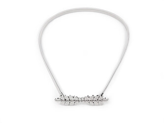 Kovový pásek pružný šíře 0,9 cm - 1 ks - 2 stříbrná list