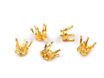 Kovová korunka k našití / zapíchnutí 14x15 mm - 5 ks - 2 zlatá