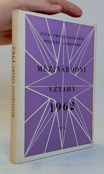 Mezinárodní vztahy 1962