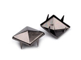 Cvočky na oblečení 12x12mm pyramida - 50 ks - 2 nikl černý