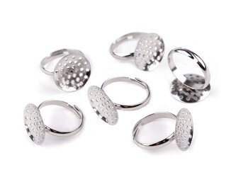 Prsten se sítkem Ø16 mm z nerezové oceli - 10 ks - platina