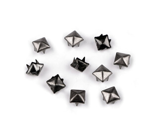 Cvočky na oblečení 7x7mm pyramida - 500 ks - 2 nikl černý