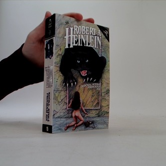 Kočka, která prochází zdí