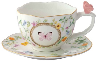 Porcelánový šálek a podšálek Dancing Butterflies