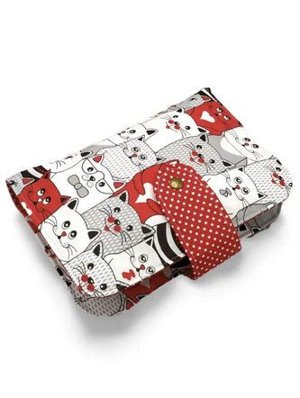 Plenkovník - organizér a pouzdro na pleny a vlhčené ubrousky -  Červené kočky