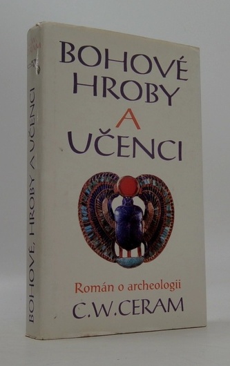 Bohové, hroby a učenci