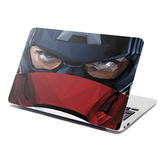 Samolepka na notebook Kapitán Amerika pohled přes štít: 38x26 cm