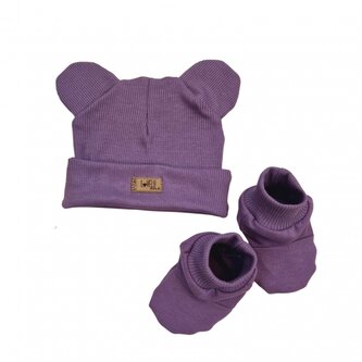 Stylová čepička s oušky s botičkami, 2D - purple; 56/62 (0-3m)