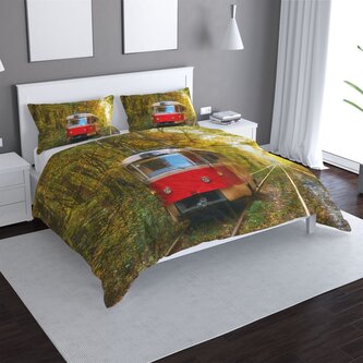 Povlečení Červená tramvaj v lese: 140x220 / 90x70 Povlečení Červená tramvaj v lese: 140x220 / 90x70