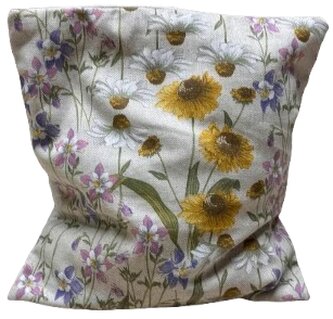 Špaldový polštářek LOUKA – 30x30 levandule Špaldový polštářek LOUKA – 30x30 levandule