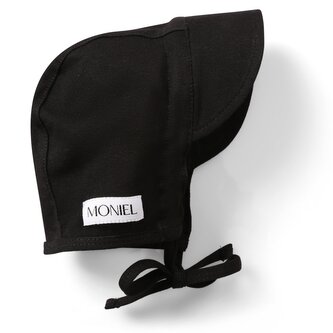 Moniel Dětská rostoucí zavazovací čepice s kšiltem All Black černá