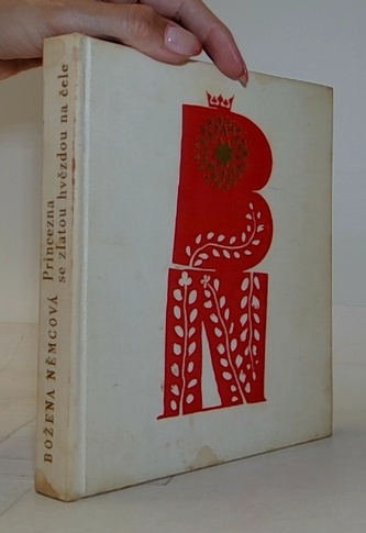 Princezna se zlatou hvězdou na čele