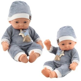 Lalka bobas w szarej piżamce