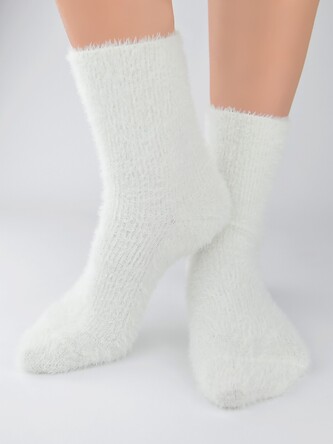 Skarpety Noviti SB079 Puchate Gładkie Lurex 36-41 biały 36-41