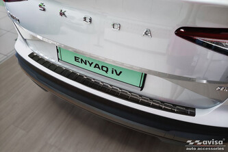 Ochranná lišta hrany kufru Škoda Enyaq iV 2021- (tmavá, matná) Ochranná lišta hrany kufru Škoda Enyaq iV 2021- (tmavá, matná)