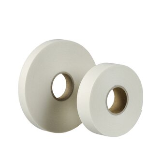 Oboustranně lepicí upevňovací páska v návinech rolí 19 mm × 1 mm, délka 10 m 10 m bílá